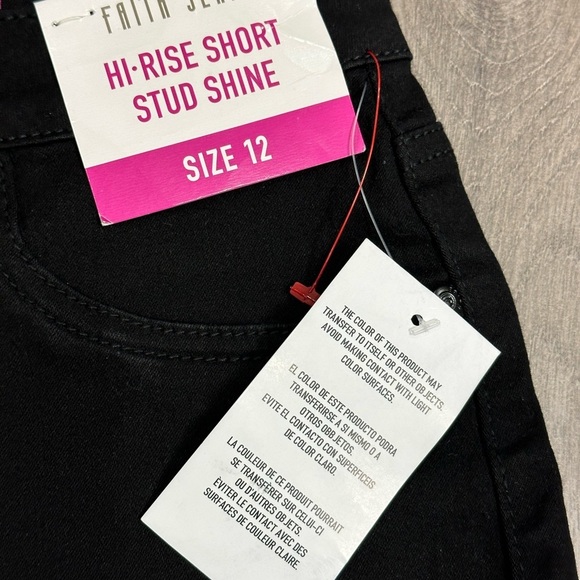 Women's Faith Jeans 12 Large Shorts Black Jean Denim Hi Rise Stud Stretch NWT - Picture 5 of 9